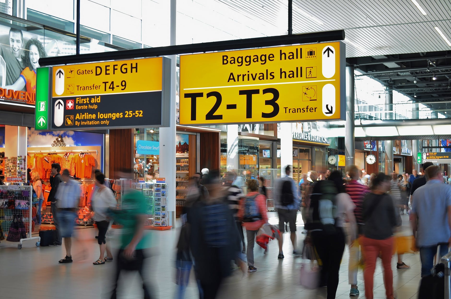 going-through-airport-security-with-a-stoma-oakmed-healthcare